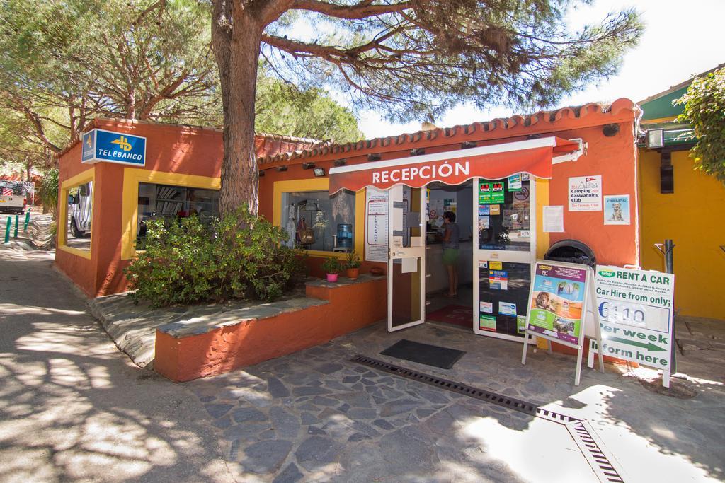 Complejo Turistico & Camping Cabopino Marbella Exteriér fotografie